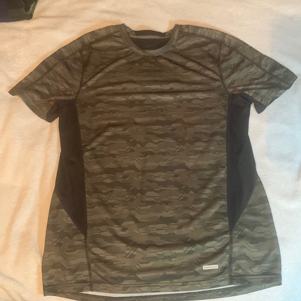 Camouflage tech gear medium